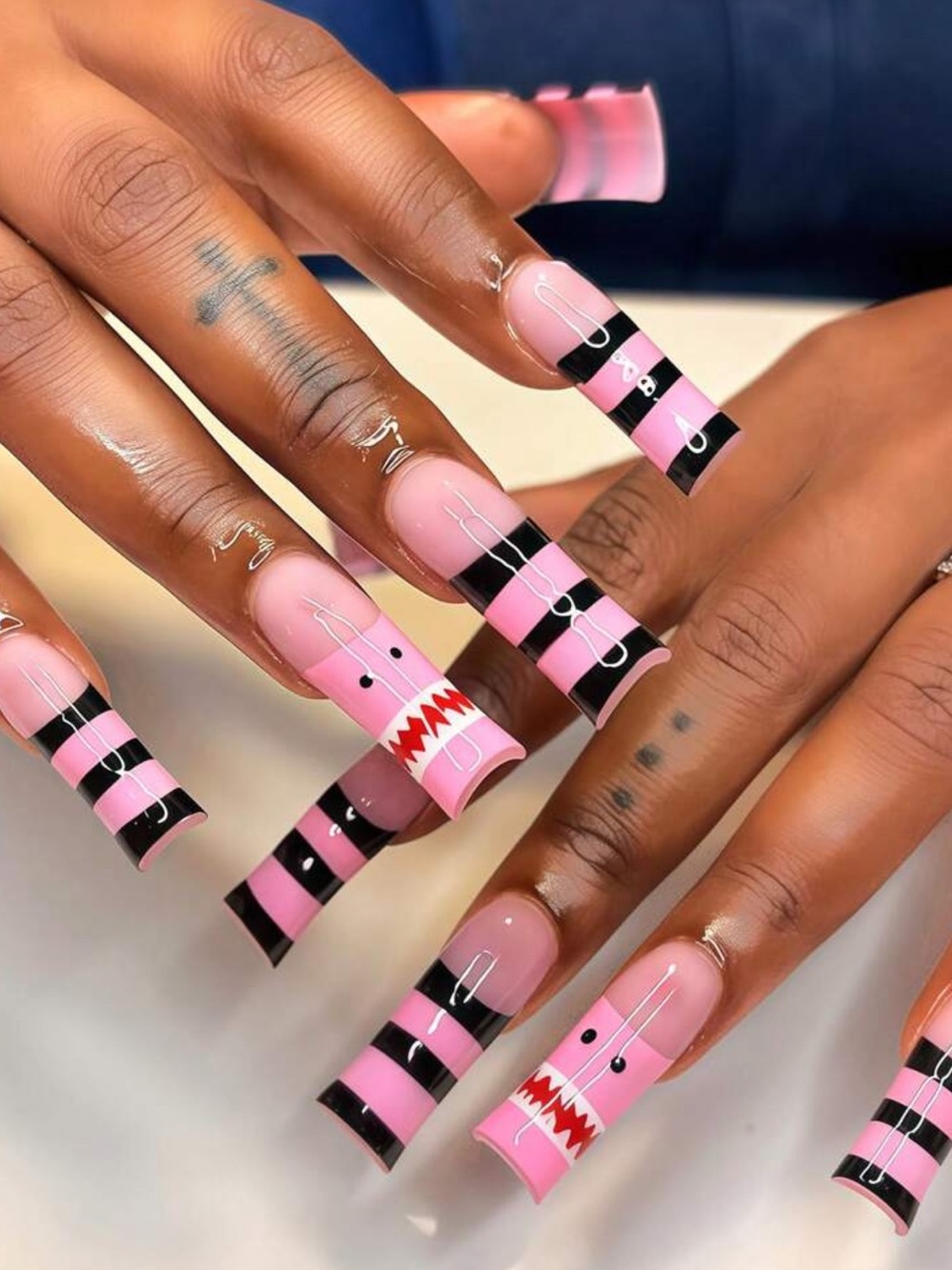 24pc Press On Nail Set from the Nail Bar 💅